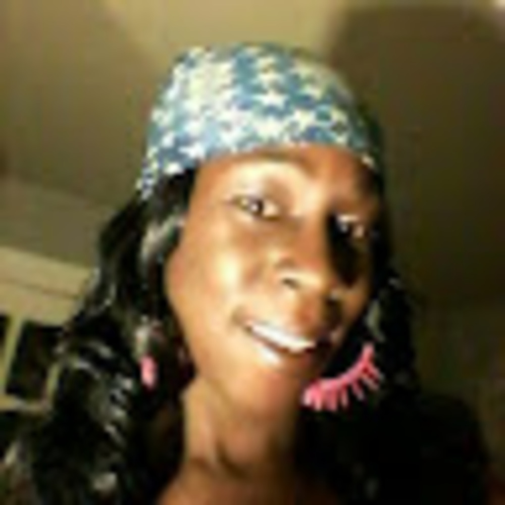 Meet your Posher, Nolanda